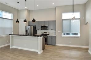 8918 Spring Knoll Forest Drive Houston, TX 77080 - Photo 5 of 30
