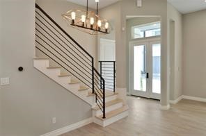 8918 Spring Knoll Forest Drive Houston, TX 77080 - Photo 9 of 30