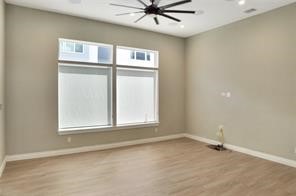 8918 Spring Knoll Forest Drive Houston, TX 77080 - Photo 10 of 30