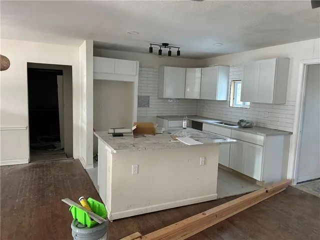 $225,000 | 9416 East 64th Street, Raytown, MO 64133