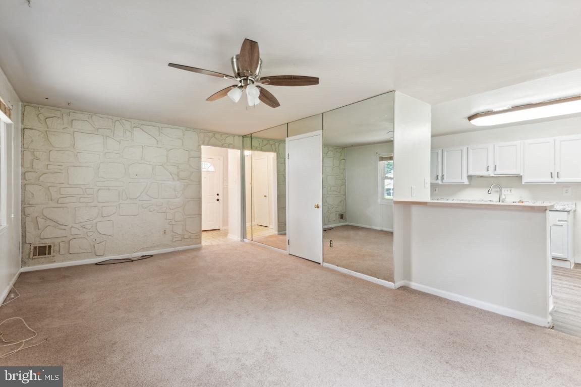 2507 Kingsway Road Fort Washington, MD 20744 - Photo 8 of 39 a view of an empty room with a window