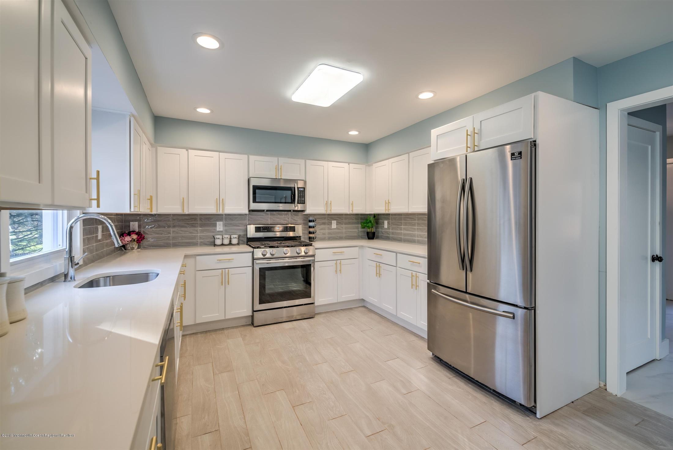 291 Sunset Road Skillman, NJ 08558 - Photo 9 of 35 15-KITCHEN