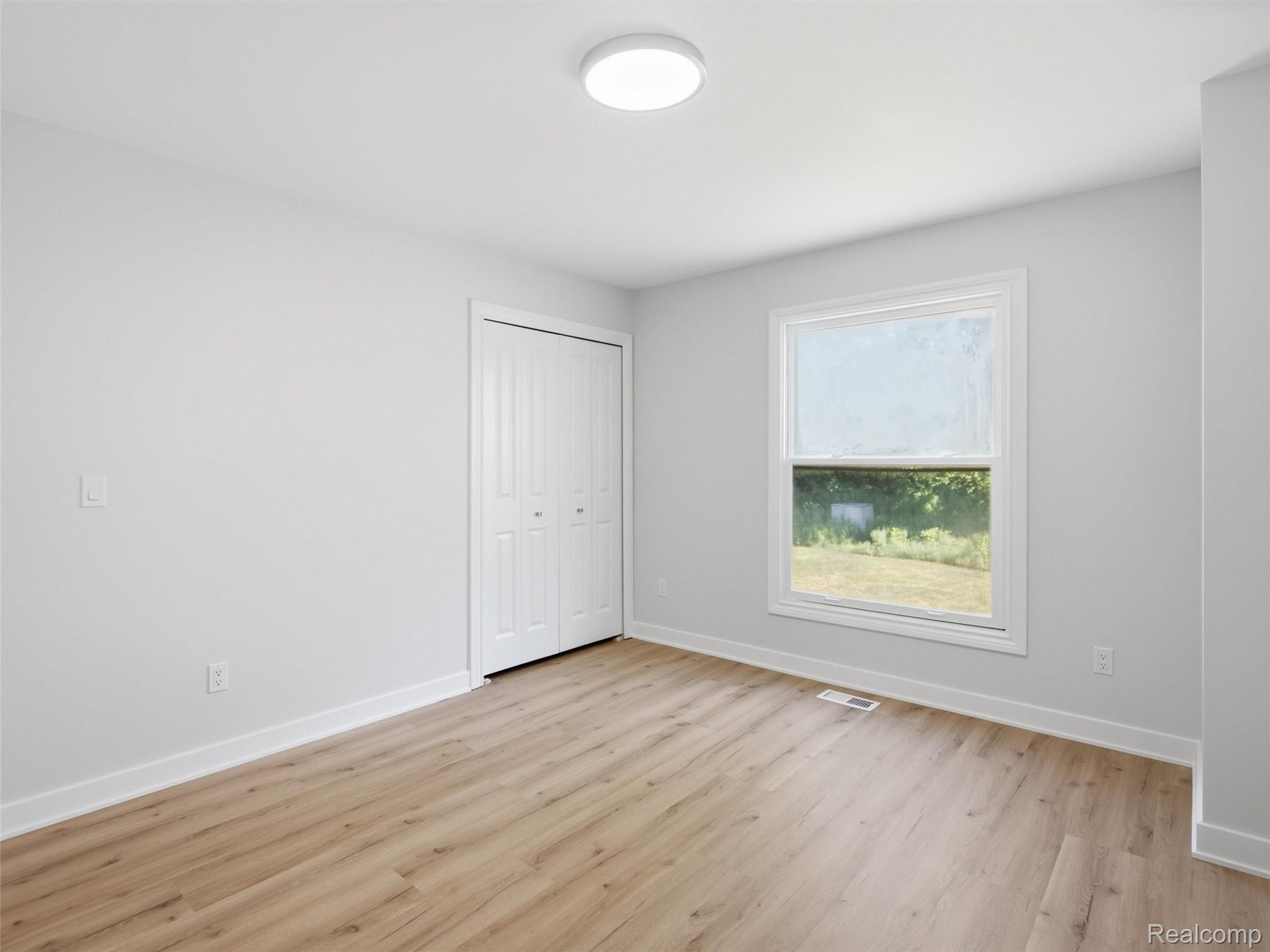 8365 22 Mile Road Utica, MI 48317 - Photo 21 of 38
