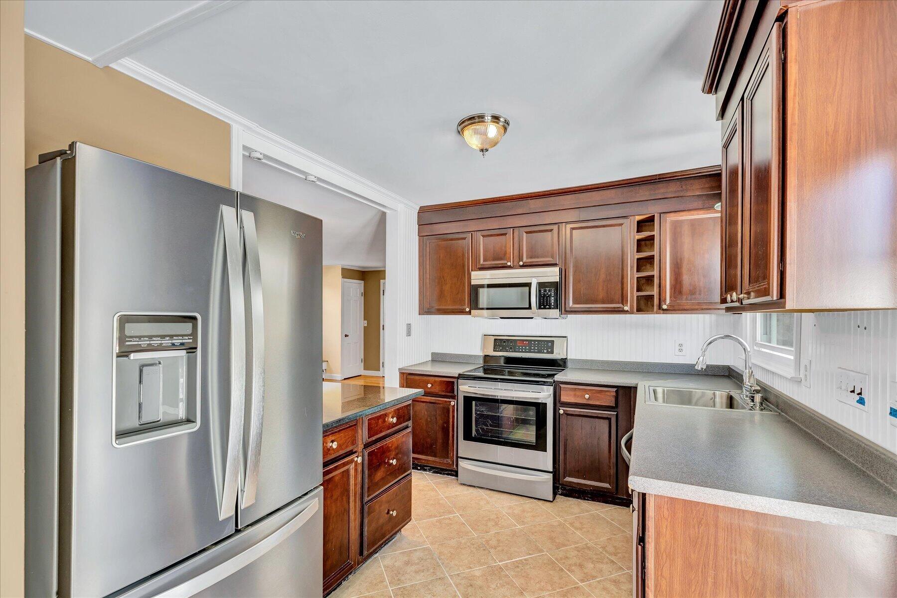 12 Snake Pond Road Forestdale, MA 02644 - Photo 11 of 41 46-Y1A6637