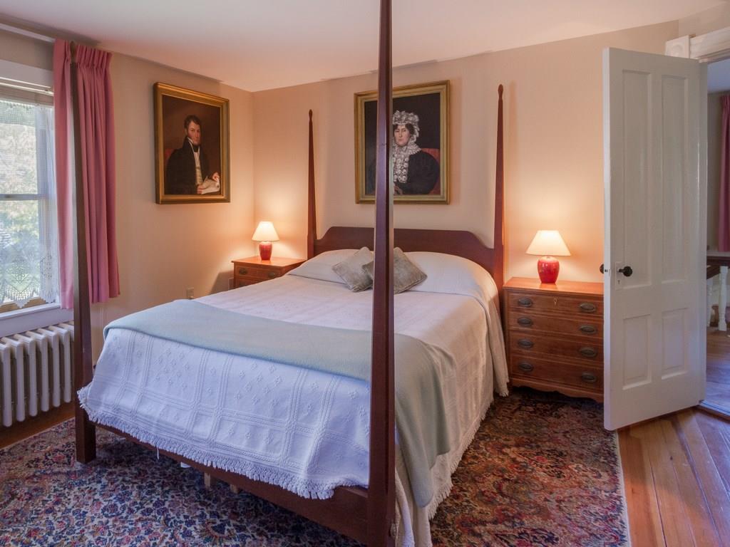 10 Jordan Pond Road Seal Harbor, ME 04675 - Photo 21 of 32 An attractive guest bedroom on the...
