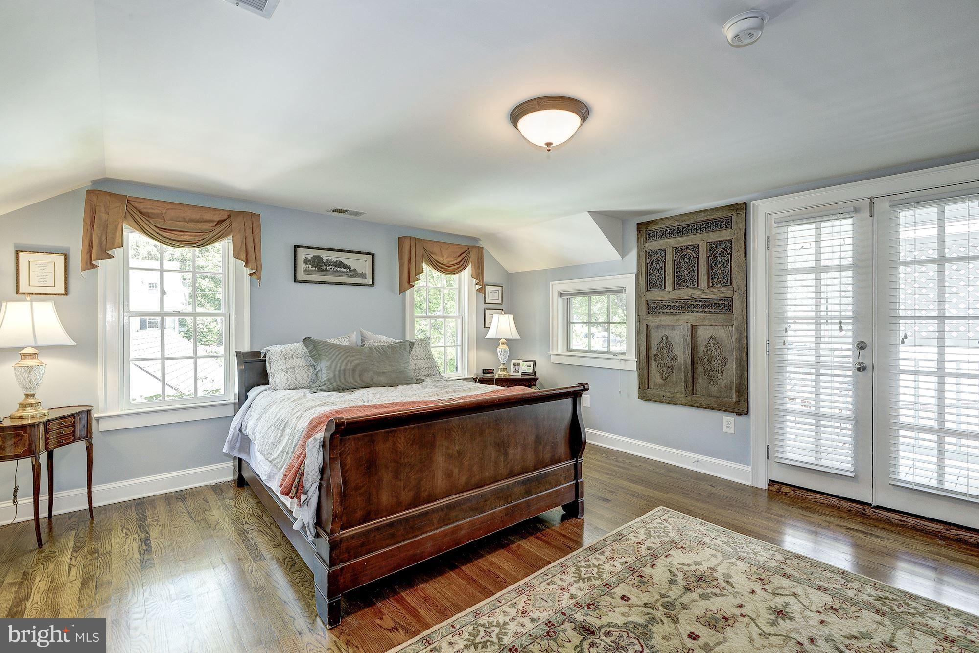 1210 Russell Road Alexandria, VA 22301 - Photo 13 of 30 Bedroom (Master)