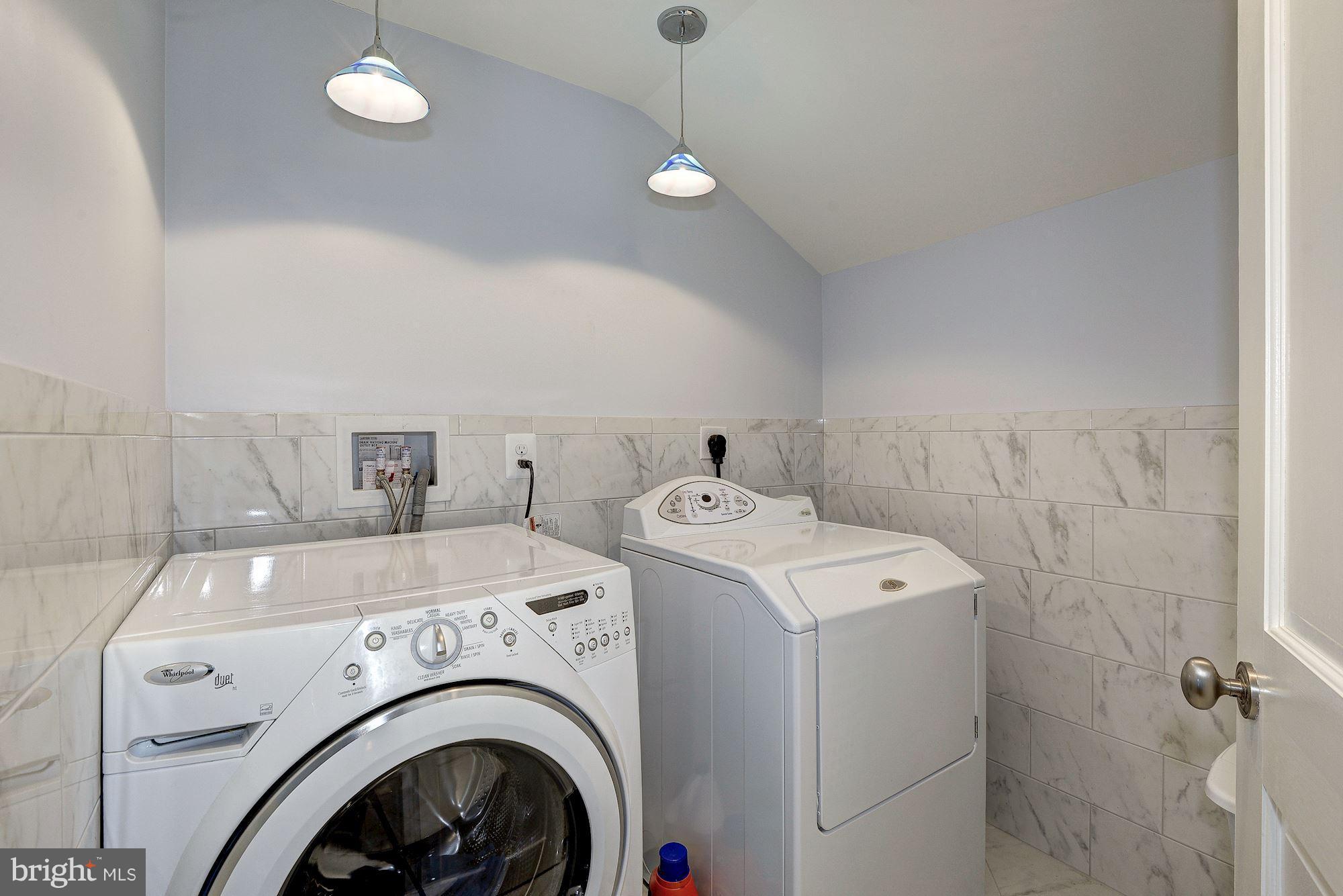 1210 Russell Road Alexandria, VA 22301 - Photo 17 of 30 Upper Level Laundry Room