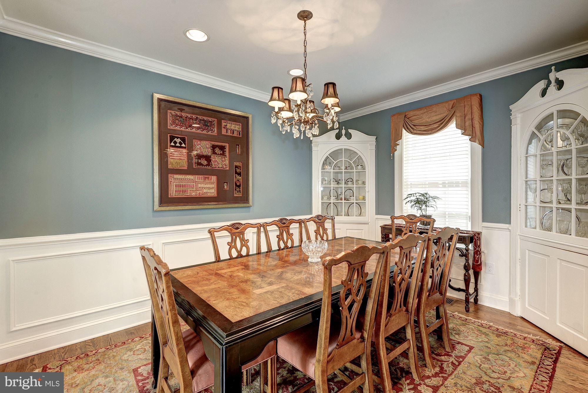 1210 Russell Road Alexandria, VA 22301 - Photo 7 of 30 Dining Room
