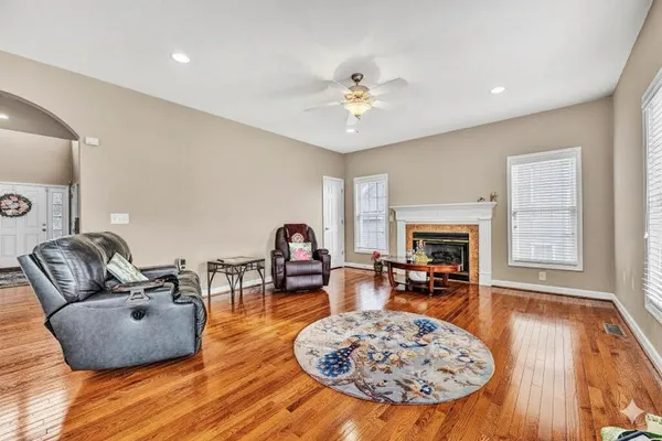 $694,500 | 2158 River Oaks Drive, Salem, VA 24153