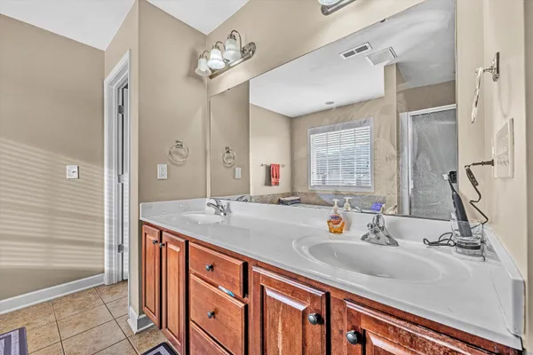 $694,500 | 2158 River Oaks Drive, Salem, VA 24153