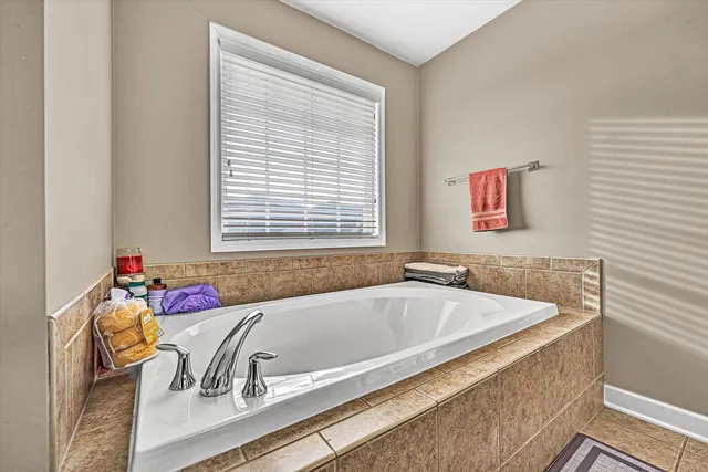 $699,500 | 2158 River Oaks Drive, Salem, VA 24153