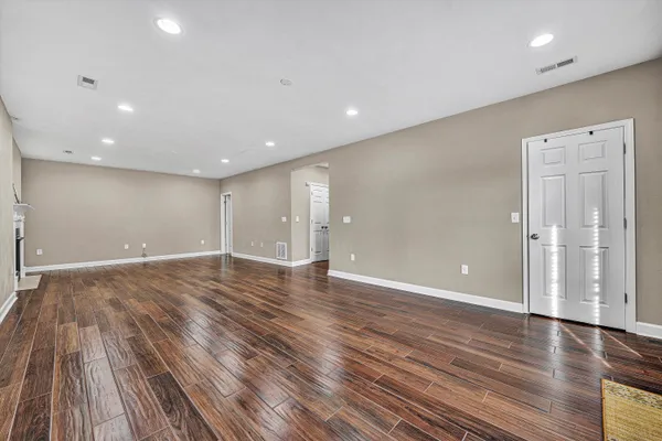 $694,500 | 2158 River Oaks Drive, Salem, VA 24153