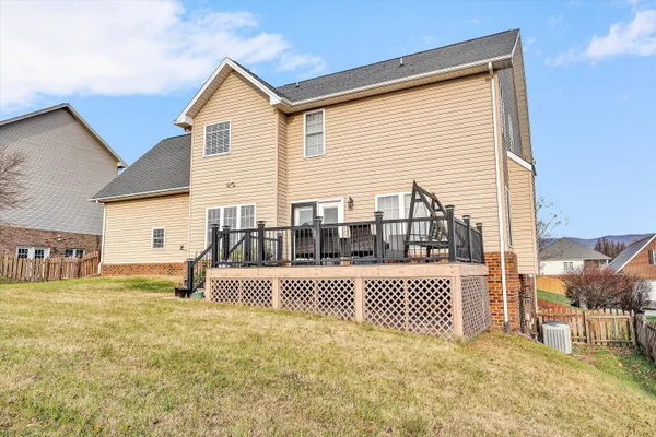 $694,500 | 2158 River Oaks Drive, Salem, VA 24153