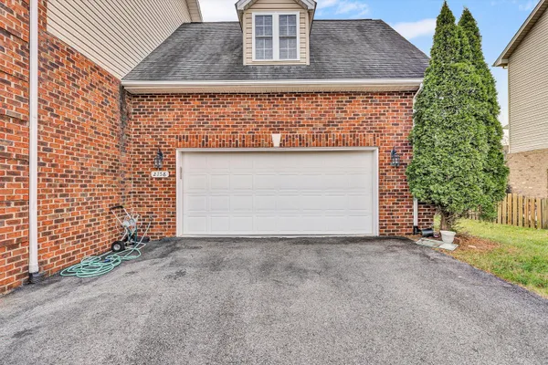 $694,500 | 2158 River Oaks Drive, Salem, VA 24153