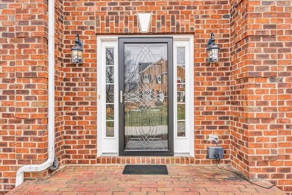 $694,500 | 2158 River Oaks Drive, Salem, VA 24153