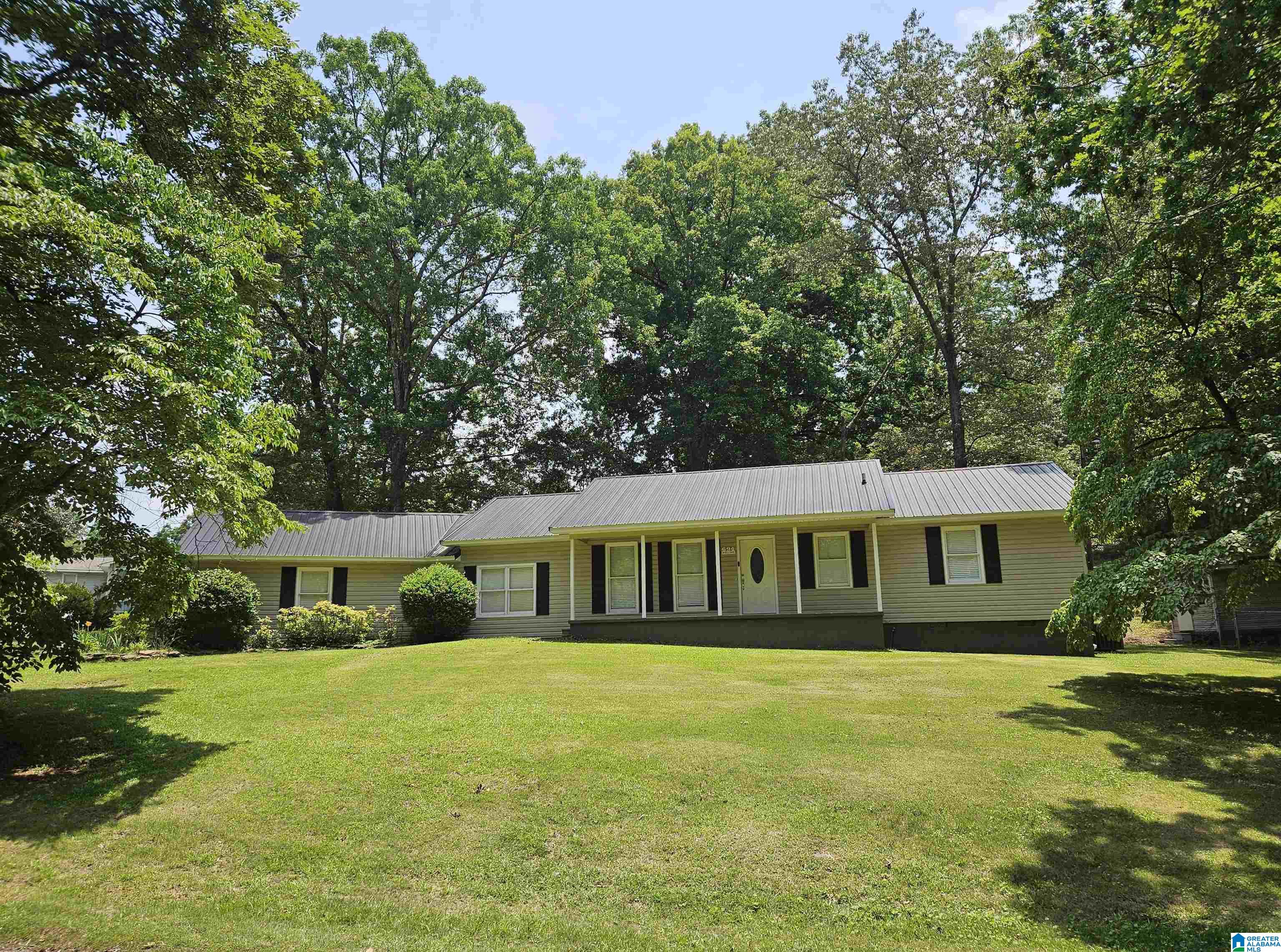 694 Old Mill Road Oneonta, AL 35121 - Photo 1 of 20