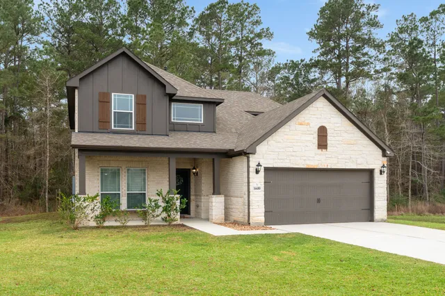 $460,000 | 16680 Rockwall Street, Conroe, TX 77303