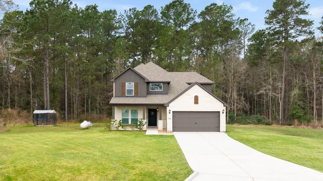 $460,000 | 16680 Rockwall Street, Conroe, TX 77303