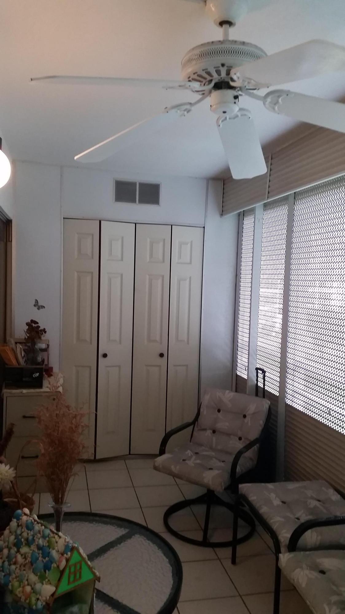 4019 Guildford East Boca Raton, FL 33434 - Photo 17 of 18 Patio