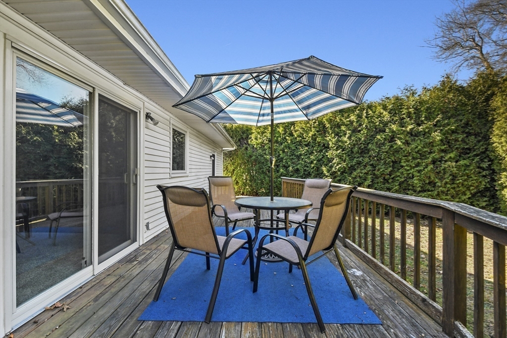 104 Mohawk Road Somerset, MA 02726 - Photo 23 of 27 Gallery Image 23