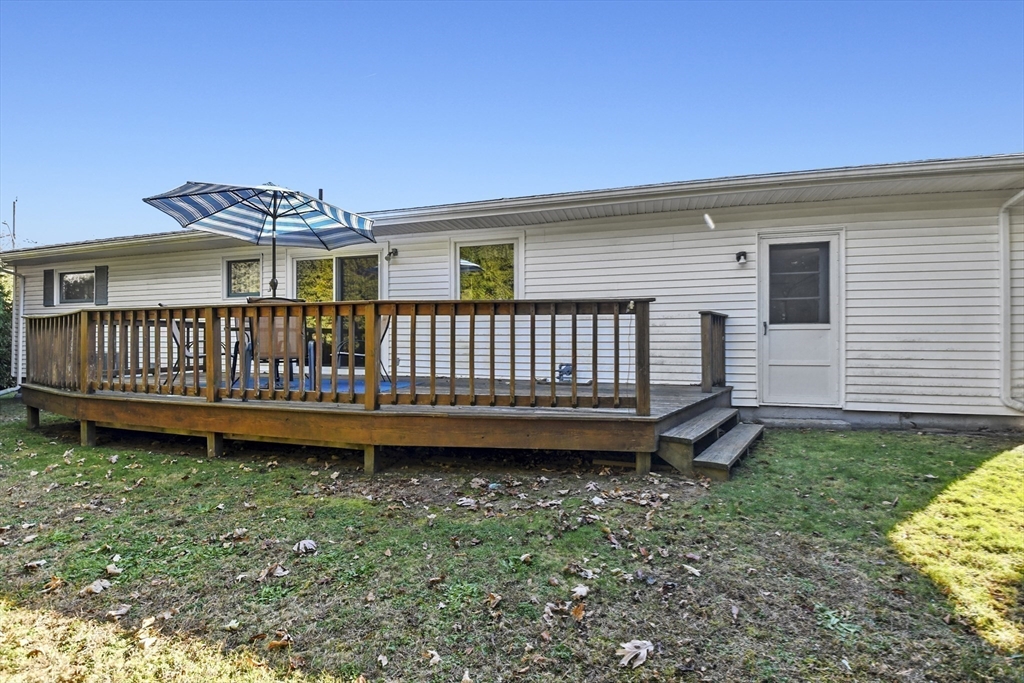 104 Mohawk Road Somerset, MA 02726 - Photo 25 of 27 Gallery Image 25