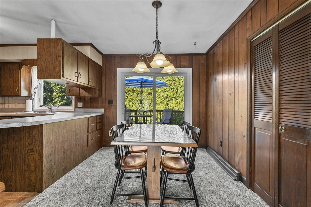 104 Mohawk Road Somerset, MA 02726 - Photo 6 of 27 Gallery Image 6