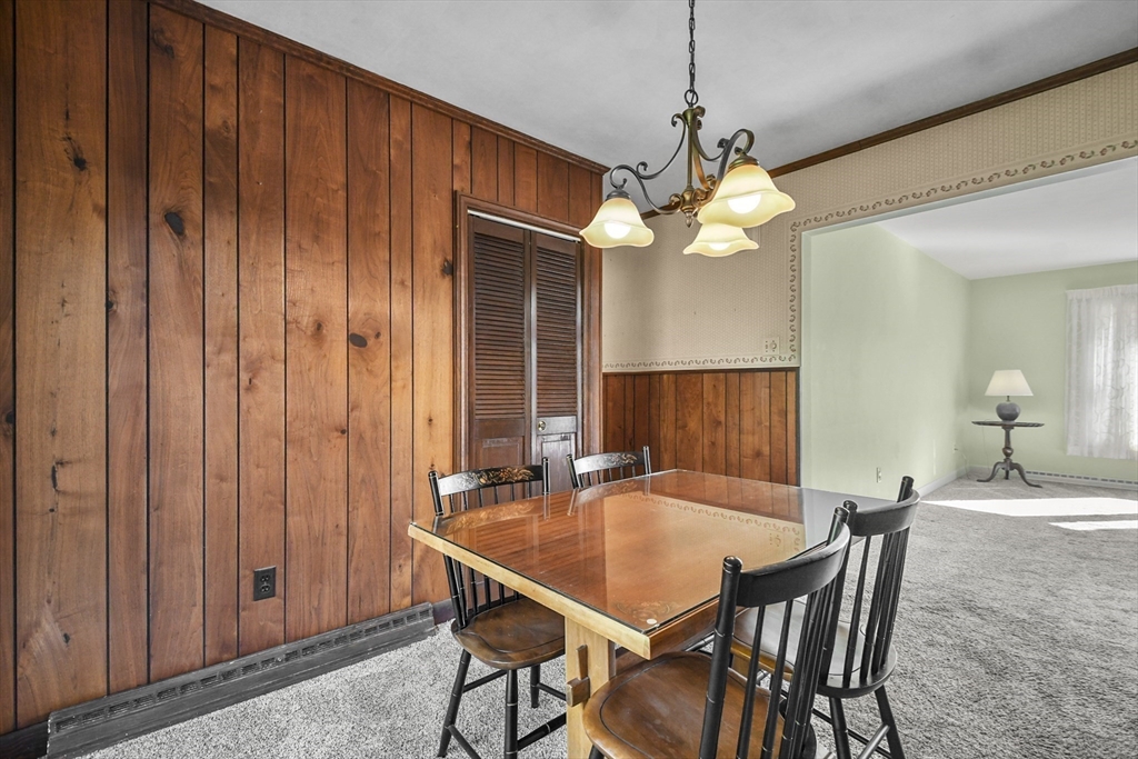 104 Mohawk Road Somerset, MA 02726 - Photo 8 of 27 Gallery Image 8