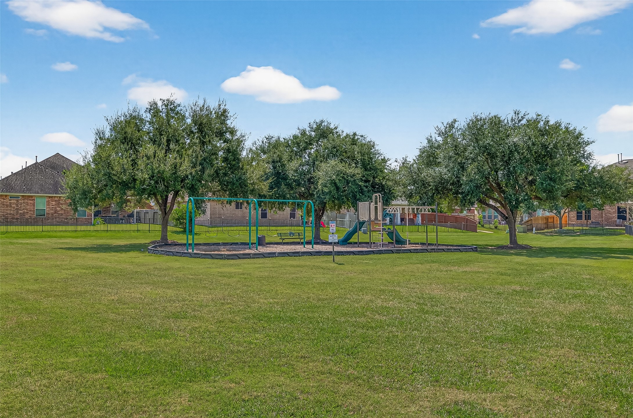 2019 Preston Park Rosenberg, TX 77471 - Photo 30 of 31 a view of a volley ball court