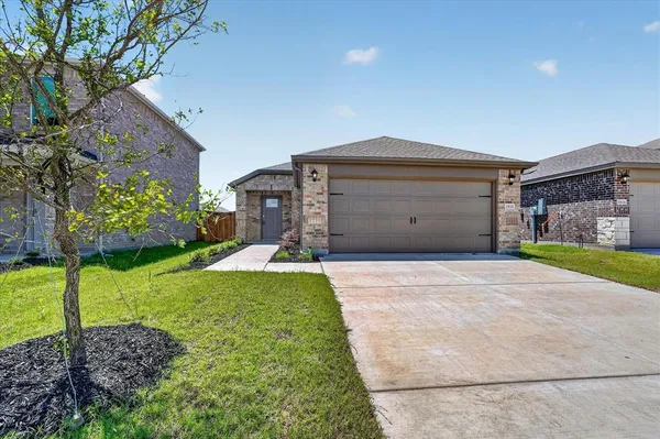 $1,875 | 1818 Potomac Lane, Blue Ridge, TX 75424