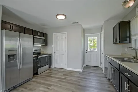 $174,900 | 21365 Southern Pines Boulevard, Ponchatoula, LA 70454