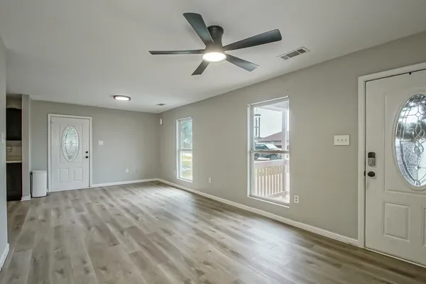 $174,900 | 21365 Southern Pines Boulevard, Ponchatoula, LA 70454