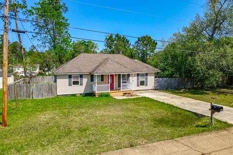 $174,900 | 21365 Southern Pines Boulevard, Ponchatoula, LA 70454