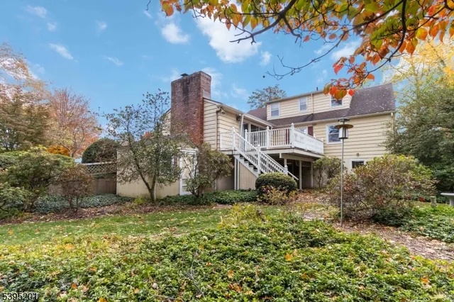 $869,000 | 9 Beechwood Drive, Morristown, NJ 07960