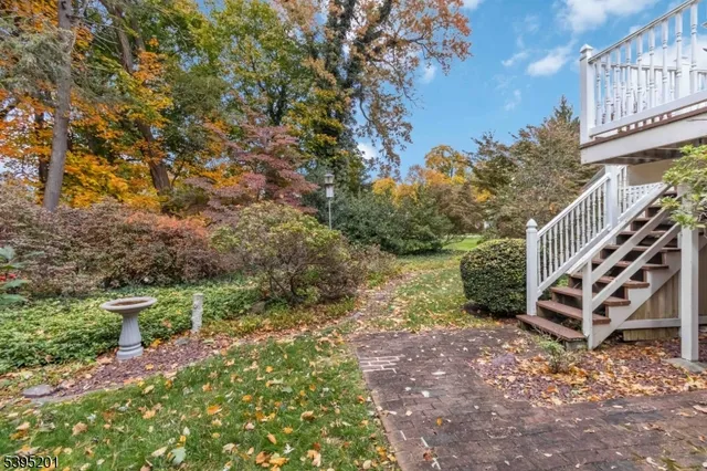 $869,000 | 9 Beechwood Drive, Morristown, NJ 07960