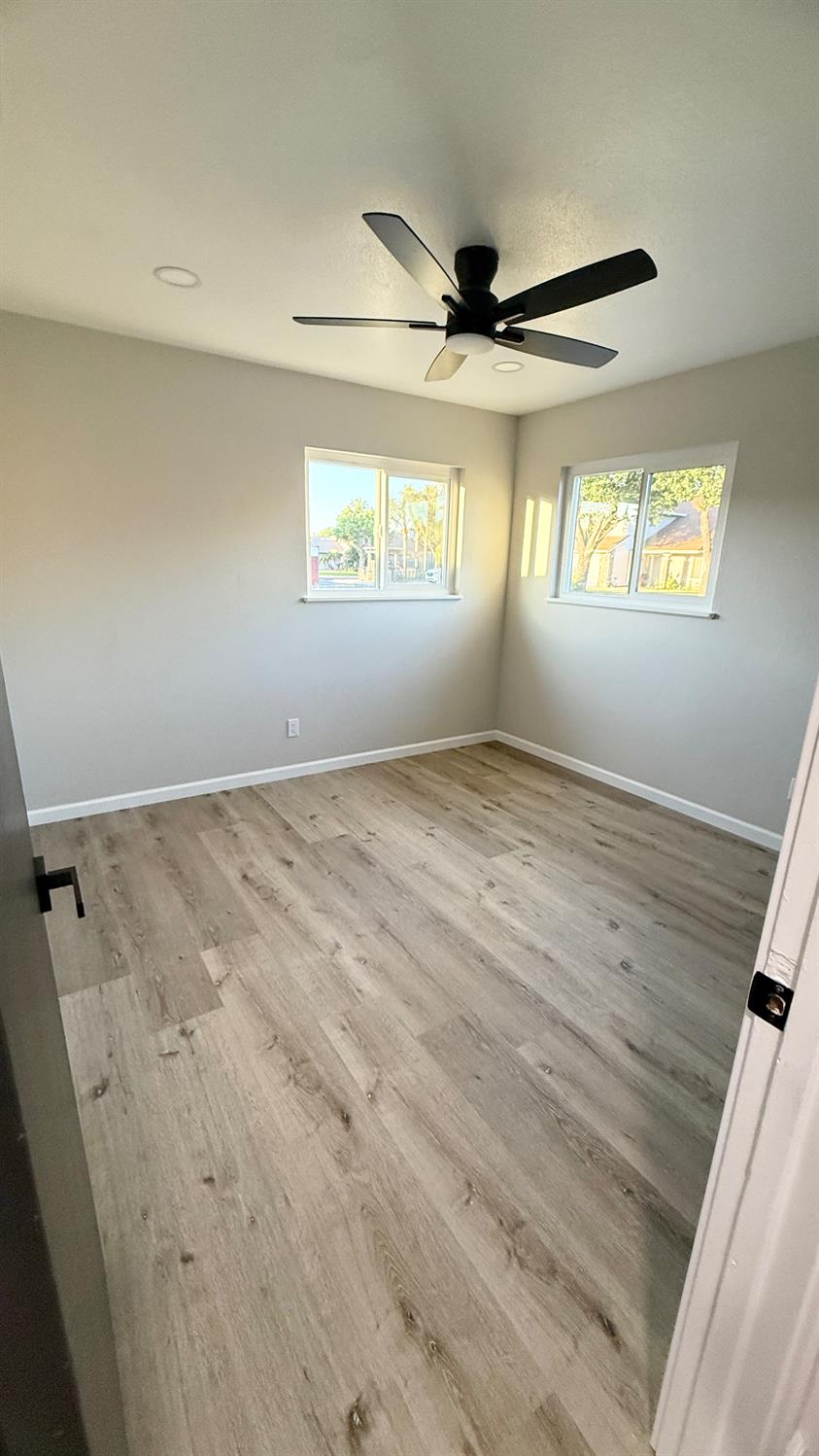 2309 Ustick Road Modesto, CA 95358 - Photo 12 of 14