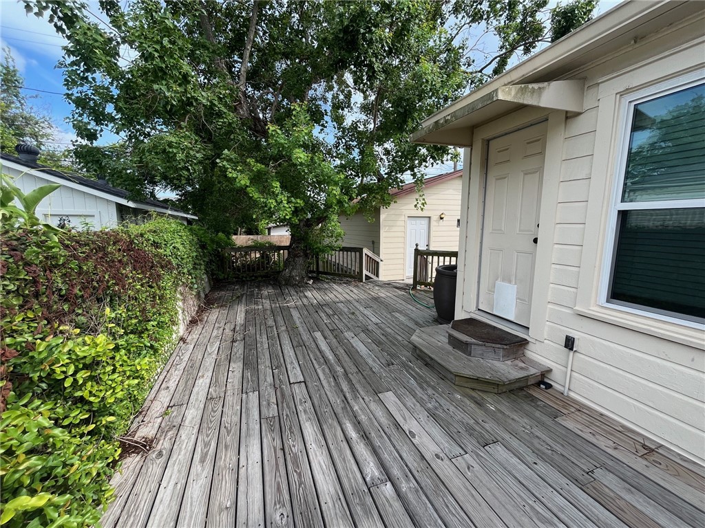 545 Atlantic Street Corpus Christi, TX 78404 - Photo 20 of 23