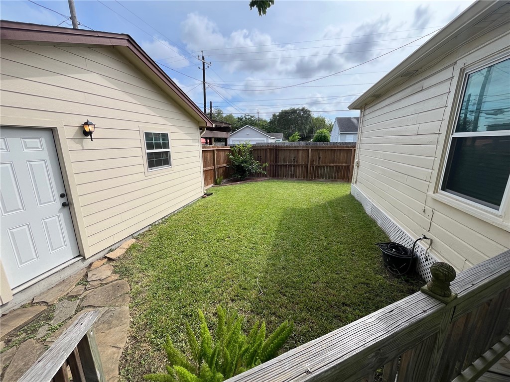 545 Atlantic Street Corpus Christi, TX 78404 - Photo 21 of 23