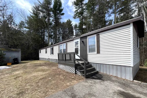 $315,000 | 47 Fogg Road, Epping, NH 03042