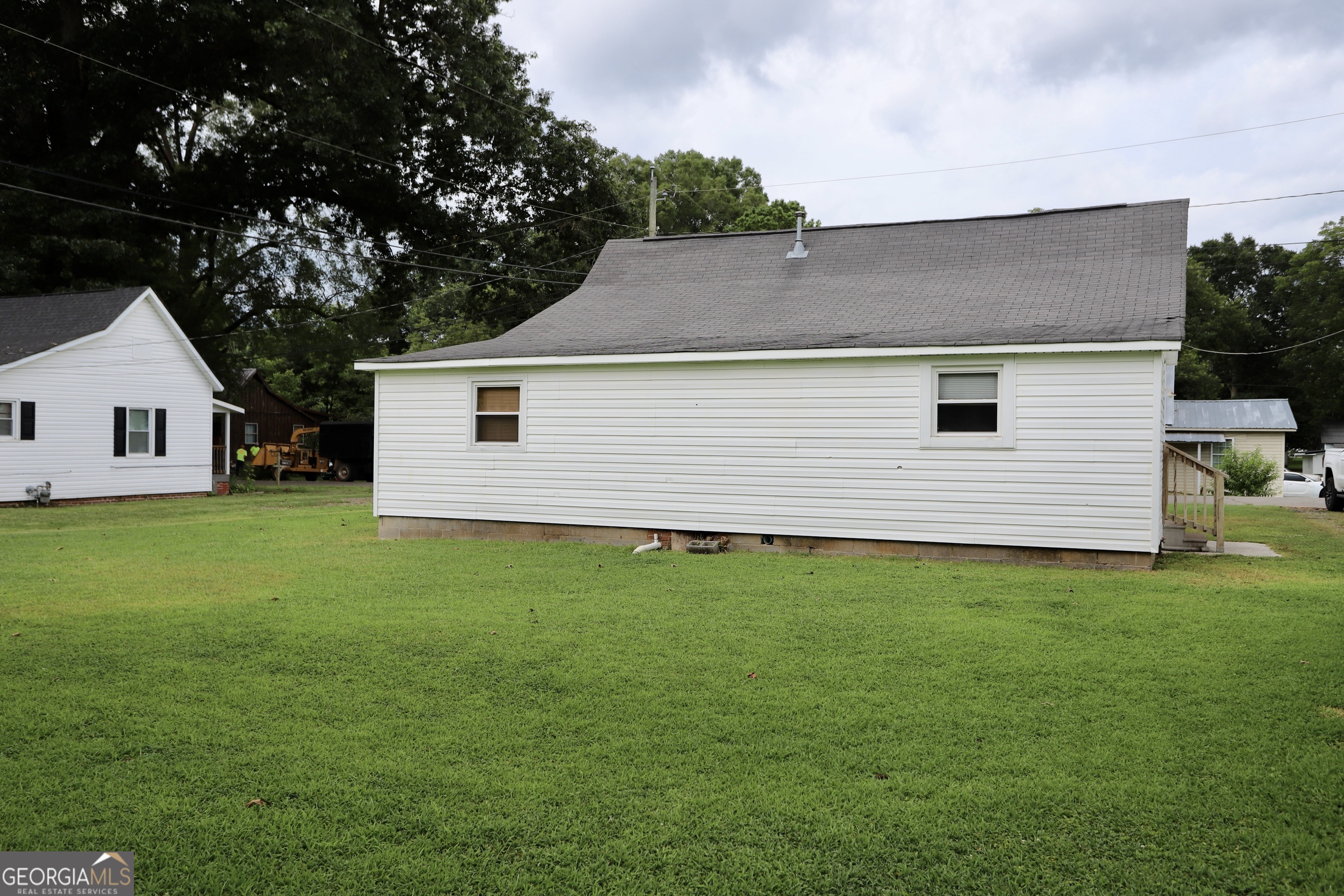 112 7th Street Trion, GA 30753 - Photo 7 of 28 a view of a backyard with a garden