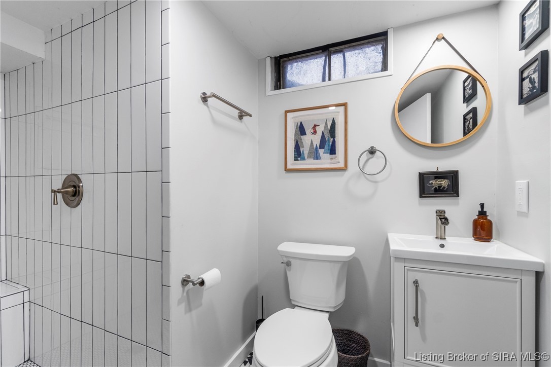 509 Hemlock Road Jeffersonville, IN 47130 - Photo 11 of 49