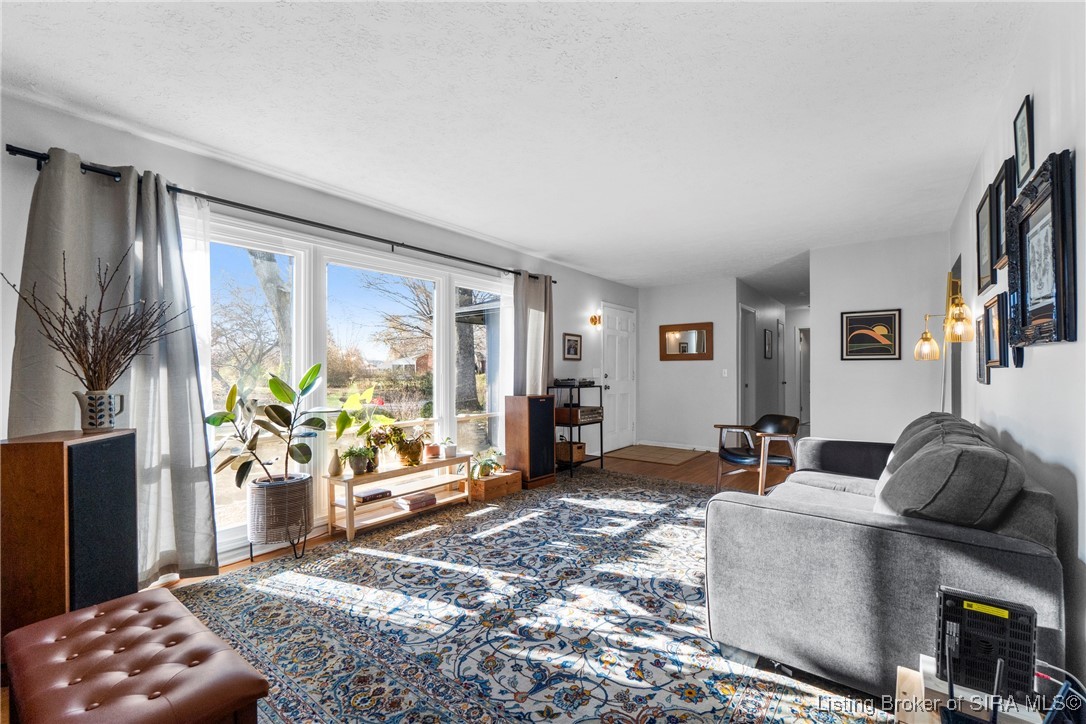 509 Hemlock Road Jeffersonville, IN 47130 - Photo 18 of 49