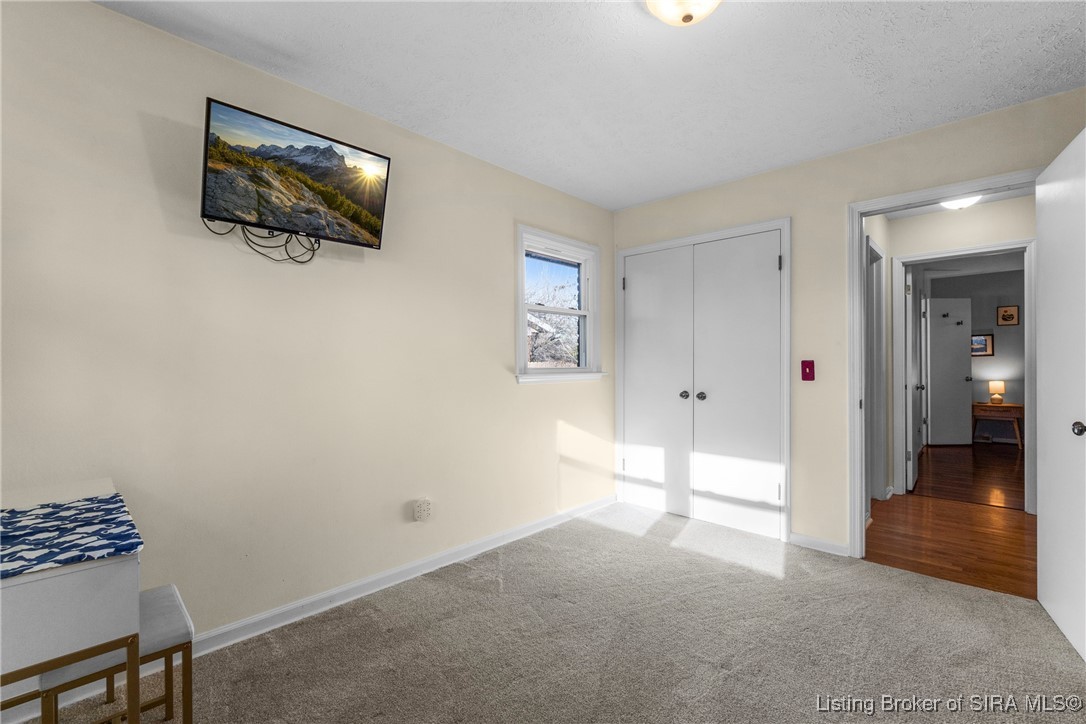 509 Hemlock Road Jeffersonville, IN 47130 - Photo 27 of 49