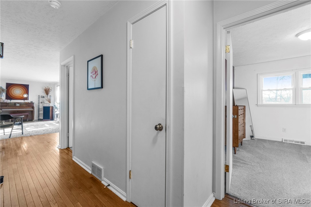 509 Hemlock Road Jeffersonville, IN 47130 - Photo 30 of 49