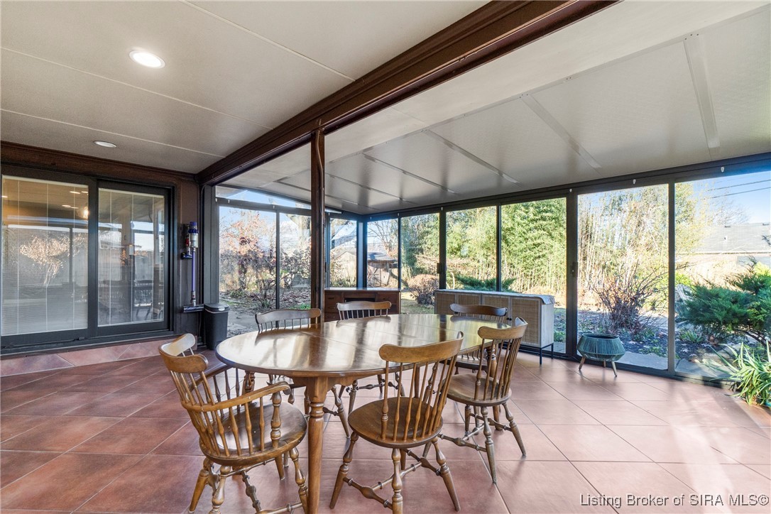 509 Hemlock Road Jeffersonville, IN 47130 - Photo 31 of 49