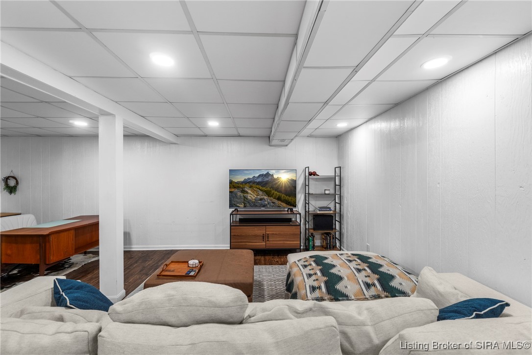 509 Hemlock Road Jeffersonville, IN 47130 - Photo 34 of 49