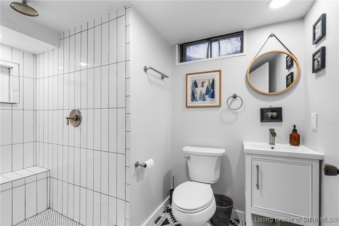 509 Hemlock Road Jeffersonville, IN 47130 - Photo 39 of 49