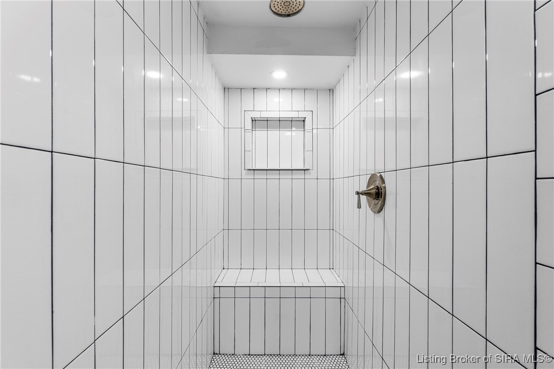 509 Hemlock Road Jeffersonville, IN 47130 - Photo 40 of 49