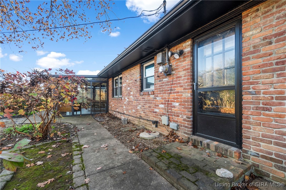 509 Hemlock Road Jeffersonville, IN 47130 - Photo 43 of 49