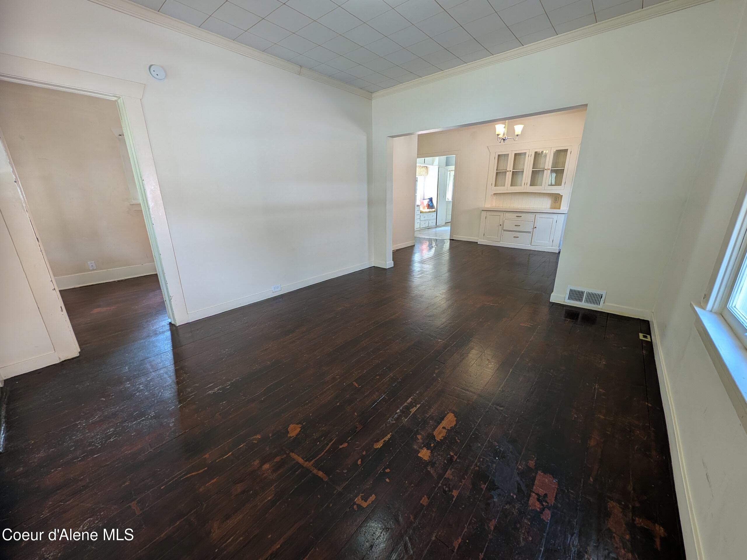132 King Street Wallace, ID 83873 - Photo 3 of 26 132 King Street