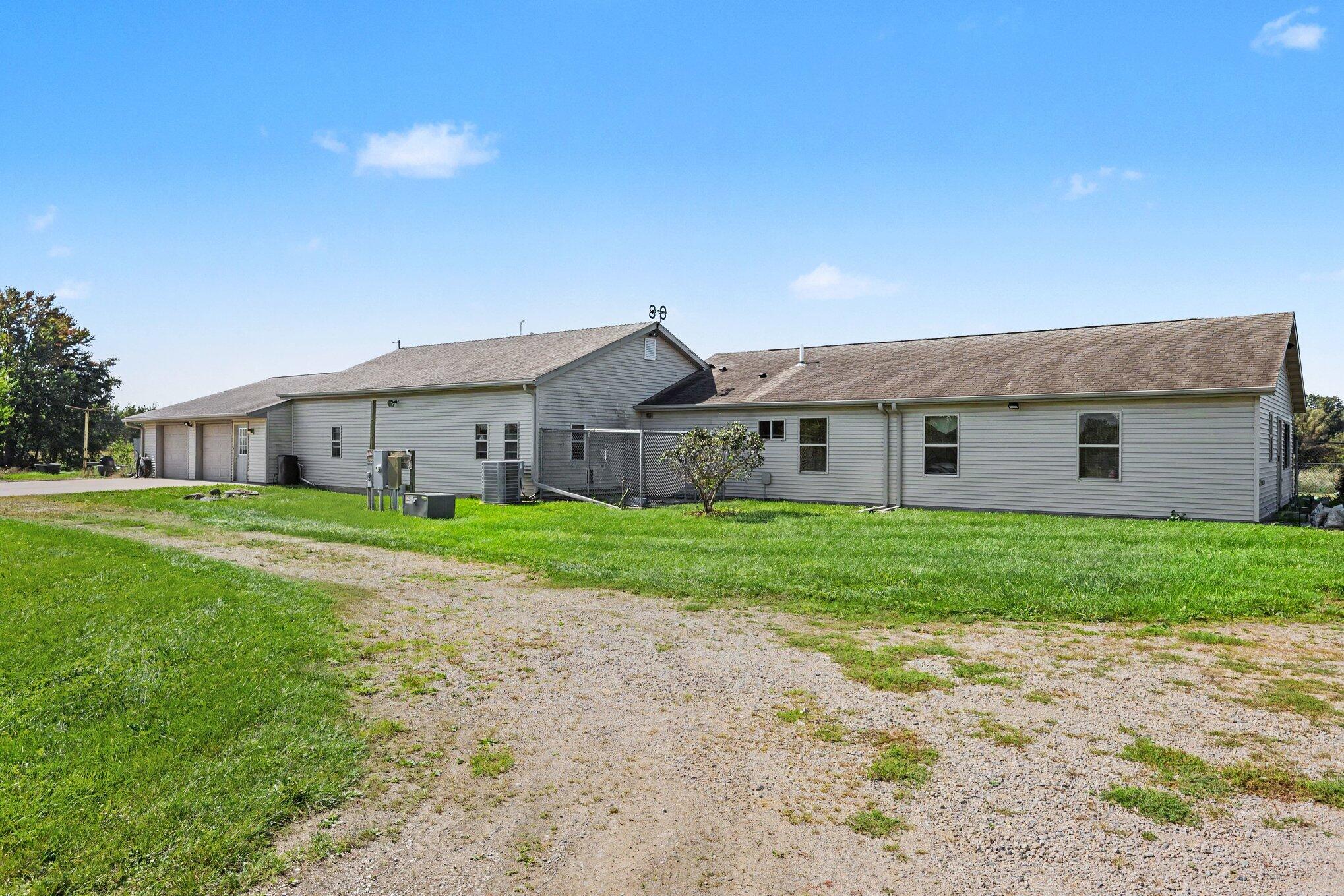 90590 County Road 215 Decatur, MI 49045 - Photo 2 of 34 009_file_8194
